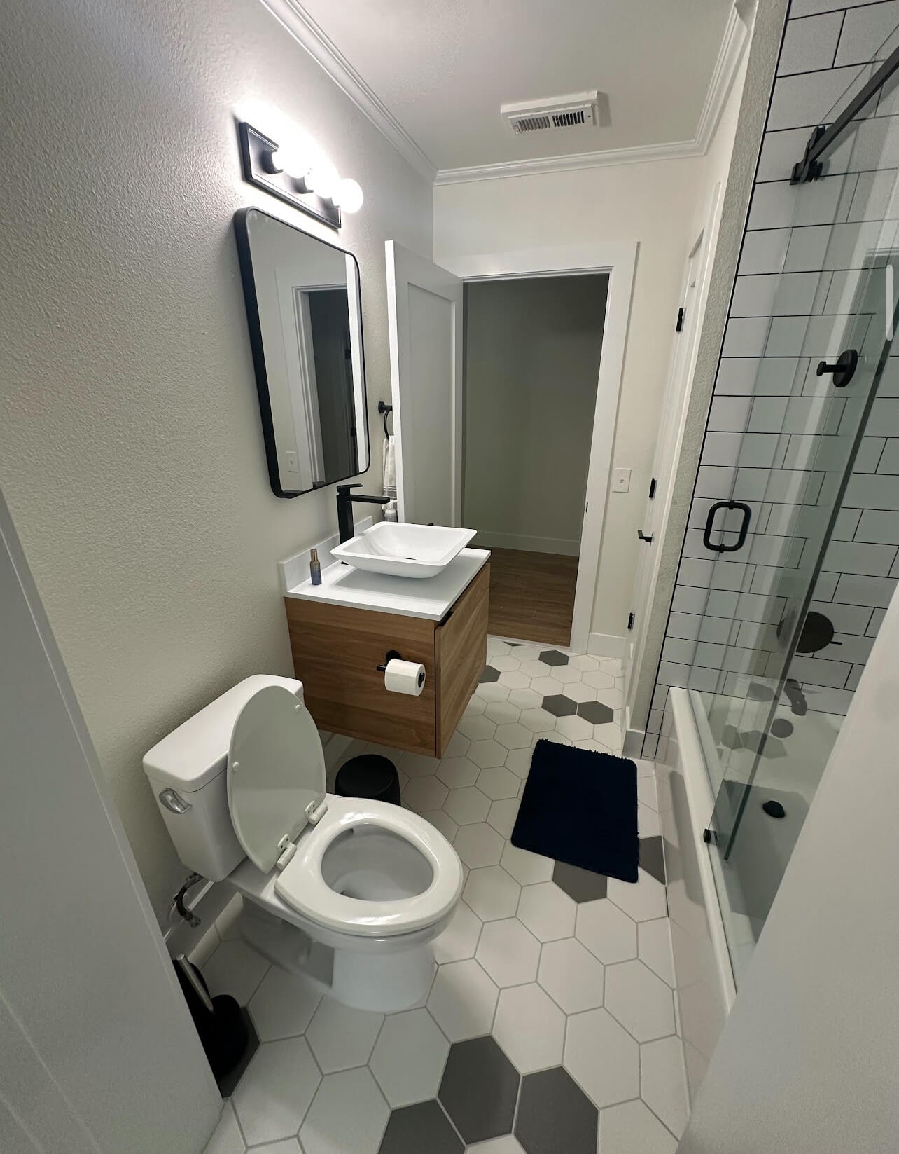 bathroom remodel in tampa